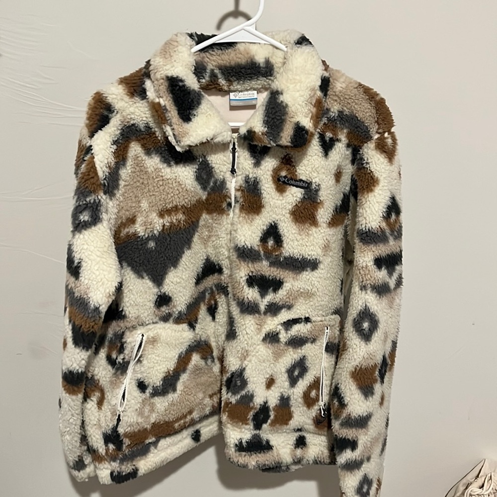 Columbia Fuzzy print jacket